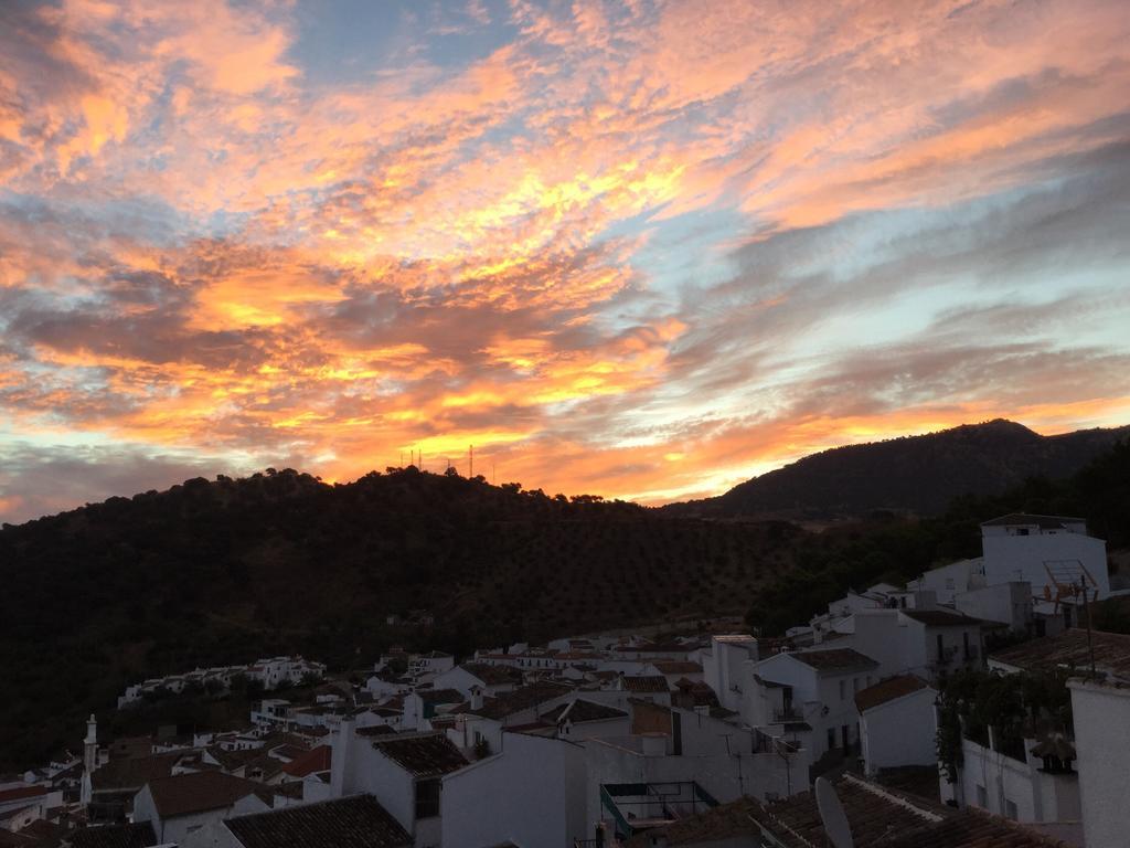 Los Cazadores El Gastor Bagian luar foto